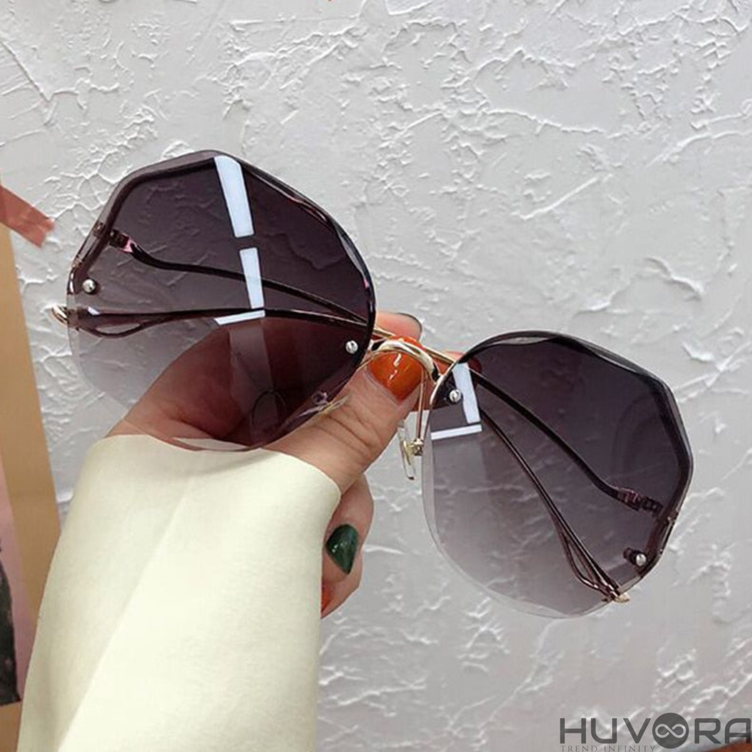 HUVORA | De Curve | Designer Oversized Round Sunglasses