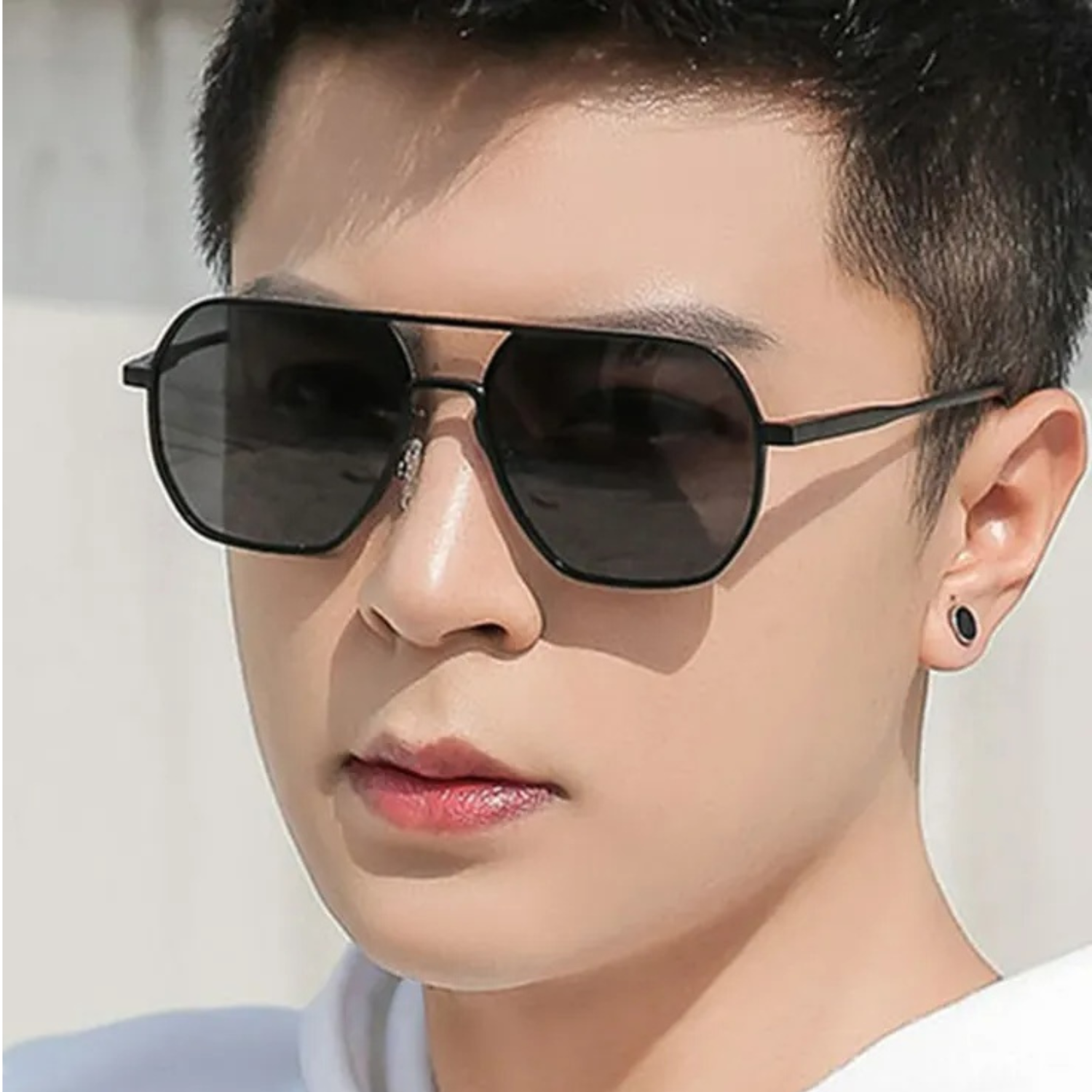 HUVORA | Hero Polarized | Polarized Square Sunglasses | Double Bridge